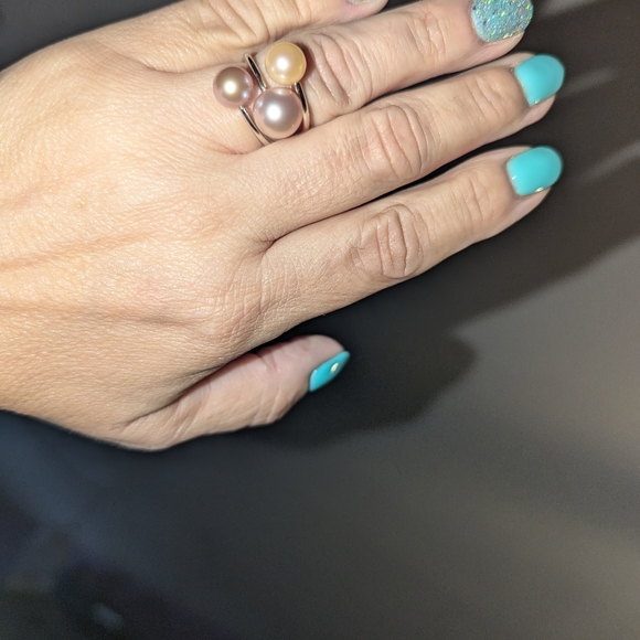 Sterling Silver 8-8.5 And 10-11 mm Freshwater Cultured Pearl ring new. Size 7 - Picture 2 of 6